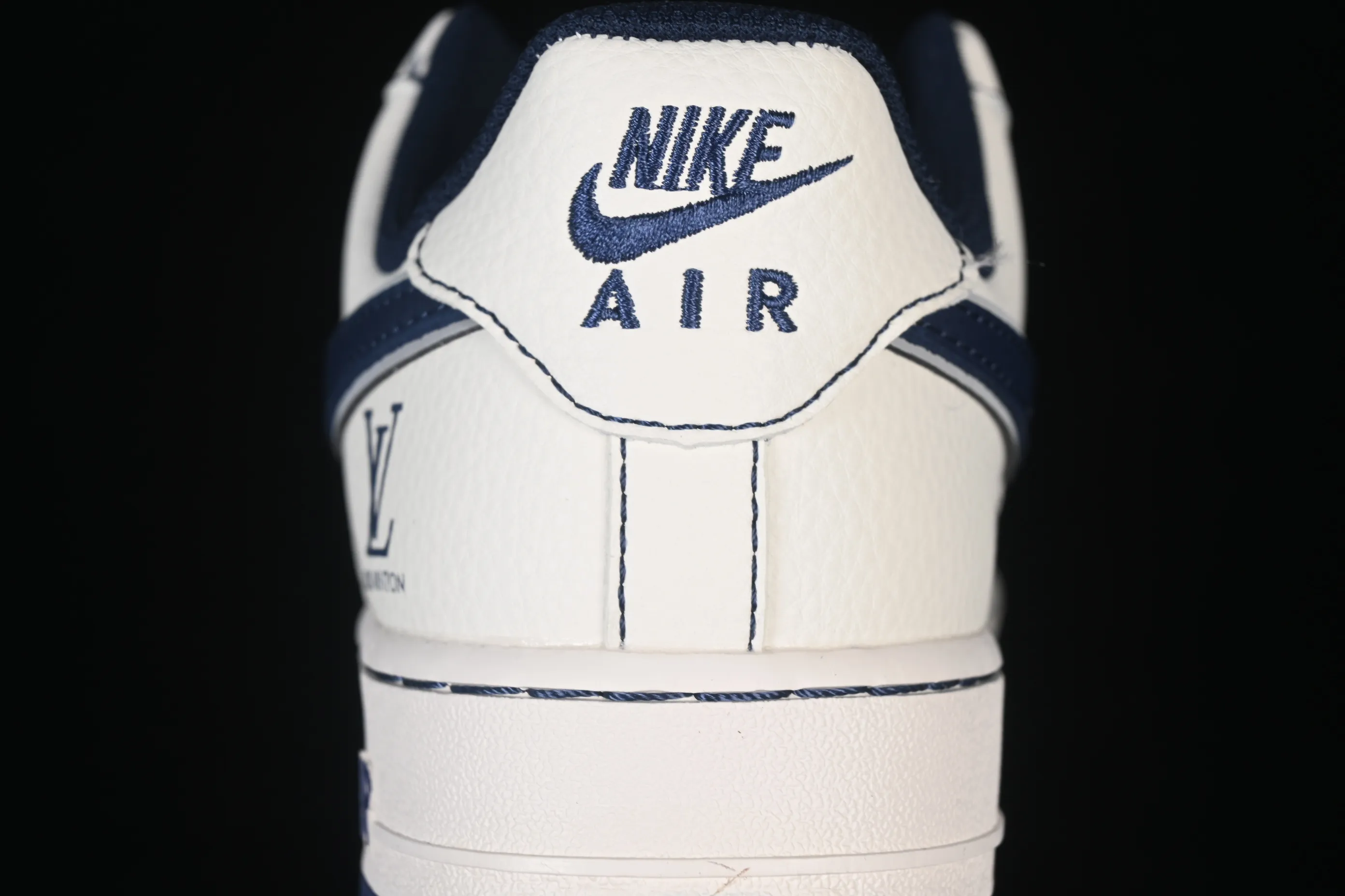 All categories Nk Air Force 1 Air Force series Nk Air Force 1 Low Air Force low top Nike Air Force 1'07 Low LV co-branded dark blue classic presbyopia Air Force 1 low top casual sneakers HH7518-078